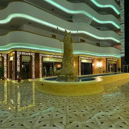 Apartment Azura Park -- шикарное место для вас -- вид на море, на бассейн, горный воздух и свой пляж - забронируйте сейчас